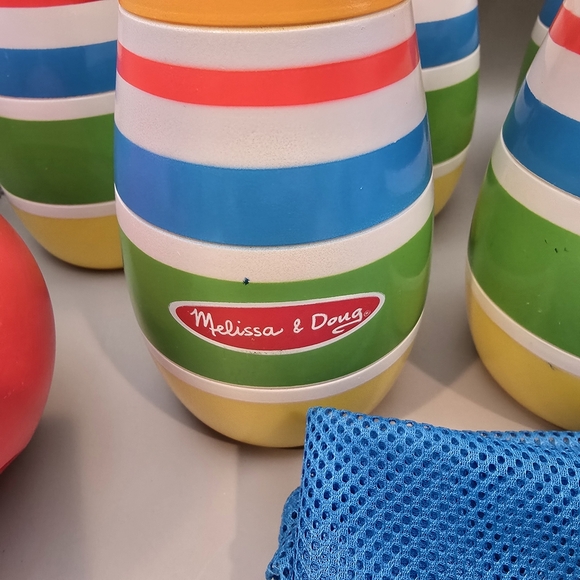 Melissa & Doug Cute As A Bug Bowling Set Kids Indoor Outdoor Game. - Picture 2 of 4